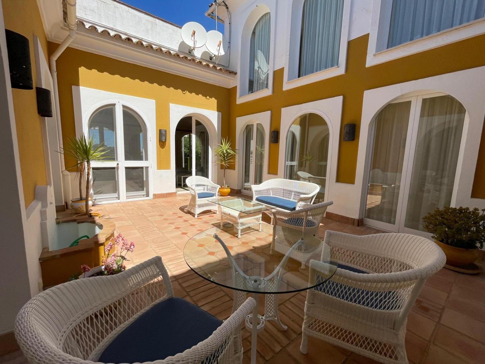 Villa Rosa Benalup-Casas Viejas Exterior photo